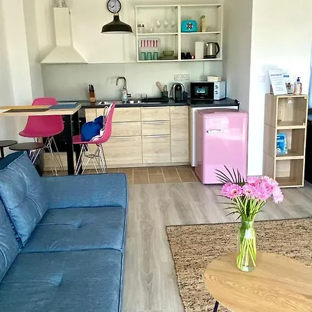 Apartment 001