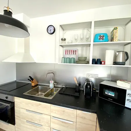 Appartement 001 *