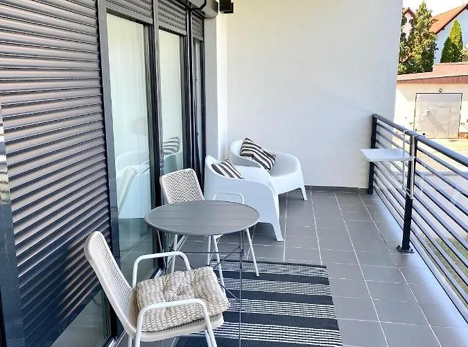 Apartment 001